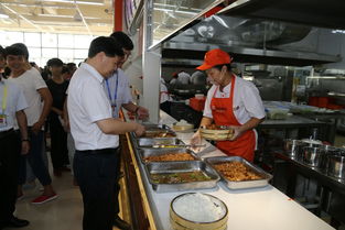 開學首日院領導深入學生餐廳檢查餐飲服務工作
